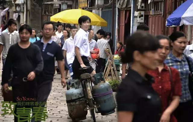 16岁男孩每天只睡5小时头秃了